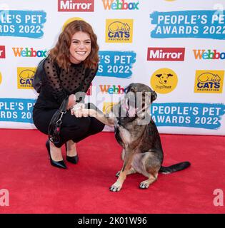 Lauren Steadman nimmt am 8.. September 2022 an den ‘Mirror People’s Pet Awards’ im Grovenor House Hotel in London Teil. Stockfoto