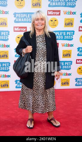 Linda Robson nimmt am 8.. September 2022 an den ‘Mirror People’s Pet Awards’ im Grovenor House Hotel in London Teil. Stockfoto