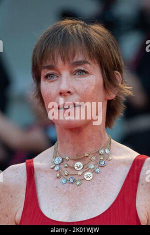 Julianne Nicholson beim Internationalen Filmfestival von Venedig 79. - „Blonde“ Roter Teppich am 8. September 2022. Pablo Cotello/imageSPACE/MediaPunch Stockfoto