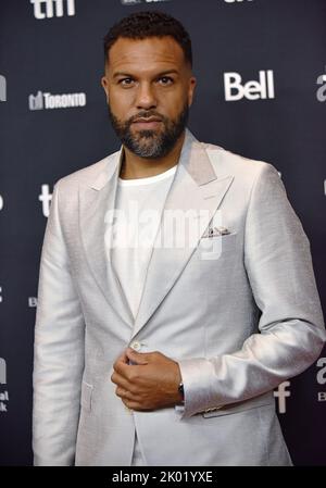Toronto, Kanada. 08. September 2022. Schauspieler O.T Fagbenie nimmt am Donnerstag, dem 8. September 2022, an der Vorführung von Hulus „The Handmaid's Tale“ beim Toronto International Film Festival Teil, das am Eröffnungsabend im TIFF Bell Lightbox in Toronto, Kanada, gezeigt wird. Foto von Chris Chew/UPI Credit: UPI/Alamy Live News Stockfoto