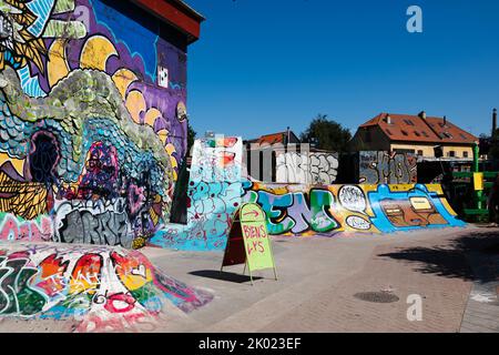 Kopenhagen, Dänemark. 13. August 2022. Graffiti-Kunst auf der Straße in Freetown Christiania Stockfoto