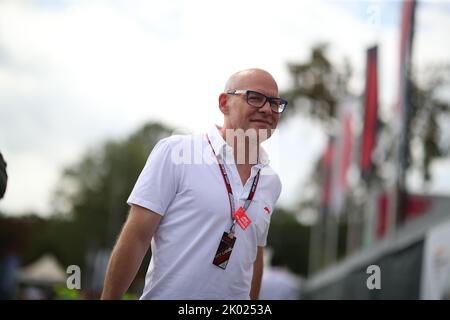 Jacques Villeneuve ehemaliger Fahrer bei sauber BMW, Williams und BAR, ehemaliger IndyCar-Fahrer und Gewinner des Indy 500 1995, Weltmeister 1997 mit Williams Renault, jetzt F1 TV-Kommentator beim italienischen GP, 8-11. September 2022 auf der Monza-Strecke, Formel 1 Weltmeisterschaft 2022. Stockfoto