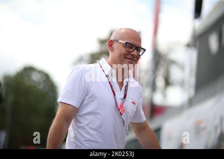 Jacques Villeneuve ehemaliger Fahrer bei sauber BMW, Williams und BAR, ehemaliger IndyCar-Fahrer und Gewinner des Indy 500 1995, Weltmeister 1997 mit Williams Renault, jetzt F1 TV-Kommentator beim italienischen GP, 8-11. September 2022 auf der Monza-Strecke, Formel 1 Weltmeisterschaft 2022. Stockfoto