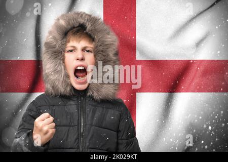 Kalter Winter und die Folgen von Gassanktionen, die Folgen des Krieges in der Ukraine, der Mangel an Gas und Wärme in England, Kinderproteste Stockfoto