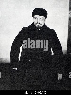 Lenin 1919. Moskau. Wladimir Iljitsch Uljanow (1870 - 1924), bekannt unter seinem Pseudonym Lenin, war ein russischer Revolutionär, Politiker und politischer Theoretiker. Er diente von 1917 bis 1924 als Regierungschef der Sowjetunion und von 1922 bis 1924 als Regierungschef der Sowjetunion. Stockfoto