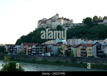Deutschland, Bayern, Oberbayern, Kreis Altötting, Burghausen, Altstadt, Schloss Stockfoto