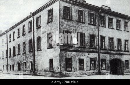 Haus 7/4 in der Bolschoj-Kazachy-Straße (heute Iljitsch-Straße) in St. Petersburg, Russland, wo Wladimir Lenin vom 12. Februar 1894 bis zum 25. April 1895 lebte. Stockfoto