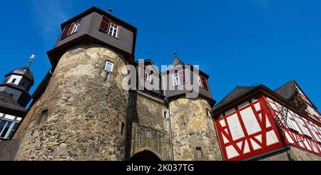 Europa, Deutschland, Hessen, Hessen-Nassau, Taunus, Taunus Nature Park, Braunfels, Lower Gate City Fortification Stockfoto