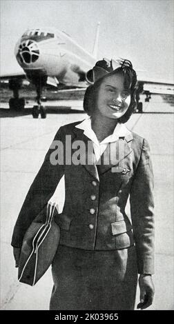 Flughafen Moskau mit Flugzeug und Flughosdie von der nationalen Aeroflot-Fluggesellschaft. 1965 Stockfoto