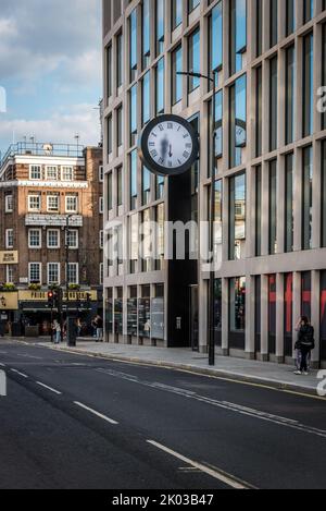 Der Mann in der Uhr an der Paddington Station Stockfoto