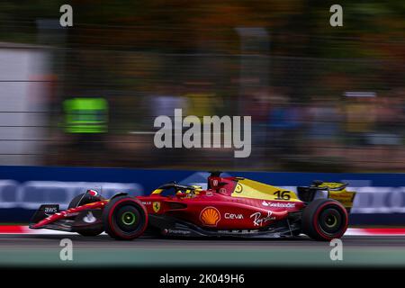 Monza, Italien. 07.. Juli 2022. #16 Charles Leclerc, Scuderia Ferrari während des italienischen GP, 8-11. September 2022 auf der Rennstrecke in Monza, Formel-1-Weltmeisterschaft 2022. 09/09/2022 Foto Federico Basile/Insidefoto Kredit: Insidefoto di andrea staccioli/Alamy Live News Stockfoto