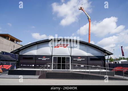 Monza, MB, Italien. 9. September 2022. F1 Tech Building.during FORMULA 1 PIRELLI GRAN PREMIO D'ITALIA 2022, Monza, ITALY (Bildquelle: © Alessio De Marco/ZUMA Press Wire) Bildquelle: ZUMA Press, Inc./Alamy Live News Stockfoto