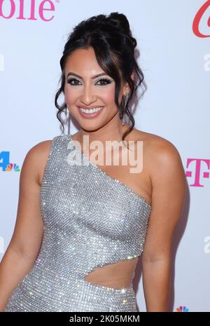 Beverly Hills, USA. 09. September 2022. Francia Raisa kommt bei der Gala der National Hispanic Media Coalition Impact Awards an, die am Freitag, den 9. September 2022, im Beverly Wilshire Four Seasons Hotel in Beverly Hills, CA, abgehalten wird. (Foto: Juan Pablo Rico/Sipa USA) Quelle: SIPA USA/Alamy Live News Stockfoto