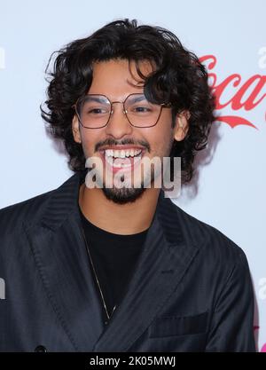 Beverly Hills, USA. 09. September 2022. Xolo Mariduena trifft bei der Gala der National Hispanic Media Coalition Impact Awards ein, die am Freitag, den 9. September 2022, im Beverly Wilshire Four Seasons Hotel in Beverly Hills, CA, abgehalten wird. (Foto: Juan Pablo Rico/Sipa USA) Quelle: SIPA USA/Alamy Live News Stockfoto