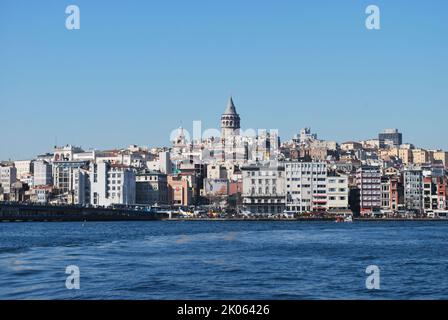 Istanbul, Türkei 18. März 2012. Istanbul, Galata Tower und Karakoy Stockfoto