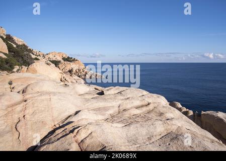 Costa rocciosa della Sardegna Stockfoto