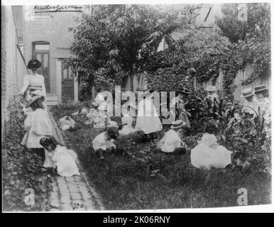 Kindergarten in einem Gemüsegarten, Washington, D.C., (1899?). Stockfoto