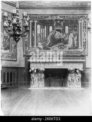 Interieur des John R. McLean House, 1500 I St., N.W., Washington, D.C. - Ballsaal - Detail des Kamins und der Wandteppiche, c1907. Stockfoto