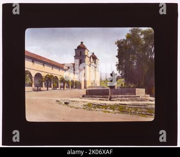 Santa Barbara Mission, 2201 Laguna Street, Santa Barbara, Kalifornien, 1917. Erbaut für Pater Antonio Paterna, 18.. Jahrhundert, umgebaut ab 1815. Stockfoto