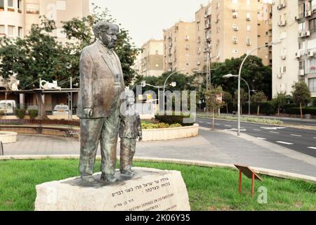 Rishon Lezion, Israel - 9. September 2022. Denkmal für den israelischen Politiker und Staatsmann David Ben-Gurion Stockfoto