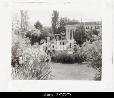 „Belvoir“, Fairfax Harrison House, Star Route 709, The Plains, Fauquier County, Virginia, 1928. Hausarchitektur: Wadie Butler Wood, Baujahr 1914. Landschaft: Hetty Cary (Frau Fairfax) Harrison. Stockfoto