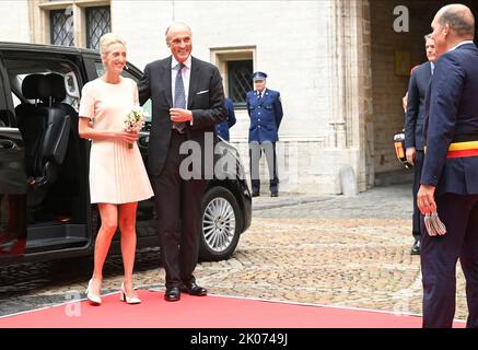 Prinz Lorenz von Belgien und Prinzessin Maria Laura im Vorfeld der offiziellen Hochzeit im Brüsseler Rathaus, von Prinzessin Maria-Laura von Belgien und William Isvy, Samstag, 10. September 2022, in Brüssel. BELGA FOTO POOL PHILIPPE REYNAERS Stockfoto