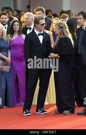 Brad Pitt nimmt an DER BLONDEN Filmpremiere auf den Venice Film Festival 79. 2022, September 8. 2022 Venedig Teil. FAMA © Fausto Marci Stockfoto