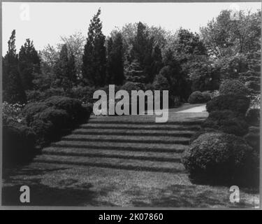 „Killenworth“, George Dupont Pratt House, Glen Cove, New York, c1915. Fotografiert, als Frances Benjamin Johnston und Mattie Edwards Hewitt zusammenarbeiten. Stockfoto
