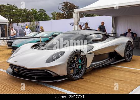 Aston Martin Valkyrie, ausgestellt auf der Salon Privé Concours d’Elégance Motorshow, die am 4.. September 2022 im Blenheim Palace stattfand Stockfoto