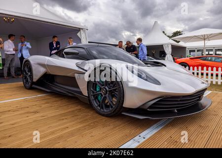 Aston Martin Valkyrie, ausgestellt auf der Salon Privé Concours d’Elégance Motorshow, die am 4.. September 2022 im Blenheim Palace stattfand Stockfoto