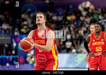 Tiflis, Georgien. 07. September 2022. Dino Radoncic aus Montenegro in Aktion während des 7. Tages Gruppe A des FIBA EuroBasket 2022 zwischen Georgien und Montenegro in der Tbilisi Arena. Endergebnis; Montenegro 81:73 Georgien. Kredit: SOPA Images Limited/Alamy Live Nachrichten Stockfoto