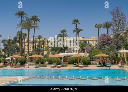 Schwimmbad, Garten, Hotel Winter Palace, Luxor, Ägypten Stockfoto