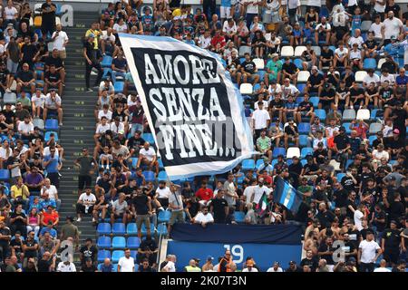 Neapel, Kampanien, Italien. 10. September 2022. Während des italienischen Serie A Fußballmatches SSC Napoli gegen AC Spezia am 21. August 2022 im Diego Armando Maradona Stadium in Neapel.in Bild: .Suppoters naples (Kreditbild: © Fabio Sasso/ZUMA Press Wire) Stockfoto