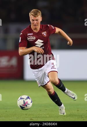 Turin, Italien, 5.. September 2022. Per Schuurs vom FC Turin beim Spiel der Serie A im Stadio Grande Torino, Turin. Bildnachweis sollte lauten: Jonathan Moscrop / Sportimage Stockfoto