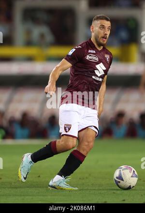 Turin, Italien, 5.. September 2022. Nikola Vlasic vom FC Turin während des Spiels der Serie A im Stadio Grande Torino, Turin. Bildnachweis sollte lauten: Jonathan Moscrop / Sportimage Stockfoto
