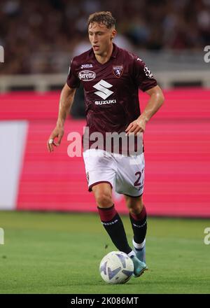 Turin, Italien, 5.. September 2022. Mergim Vojvoda vom FC Turin während des Spiels der Serie A im Stadio Grande Torino, Turin. Bildnachweis sollte lauten: Jonathan Moscrop / Sportimage Stockfoto