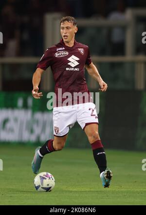 Turin, Italien, 5.. September 2022. Mergim Vojvoda vom FC Turin während des Spiels der Serie A im Stadio Grande Torino, Turin. Bildnachweis sollte lauten: Jonathan Moscrop / Sportimage Stockfoto