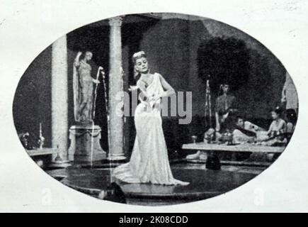 Rita Hayworth in Salome, einem amerikanischen biblischen Drama-Film von 1953 unter der Regie von William Dieterle. Rita Hayworth (geboren Margarita Carmen Cansino; 17. Oktober 1918 - 14. Mai 1987) war eine amerikanische Schauspielerin, Tänzerin und Produzentin. 1940s wurde sie als einer der Top-Stars der Ära bekannt und trat in 61 Filmen über 37 Jahre auf Stockfoto