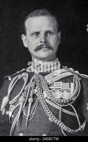 Feldmarschall William Riddell Birdwood, 1. Baron Birdwood (13. September 1865 - 17. Mai 1951) war ein Offizier der britischen Armee. Er sah aktiven Dienst in der zweiten Burenkrieg auf die Mitarbeiter von Lord Kitchener. Im Ersten Weltkrieg sah er als Kommandant des australischen und neuseeländischen Armeekorps während der Gallipoli-Kampagne im Jahr 1915 erneut eine Aktion, bevor er in der Schlussphase des Krieges Oberbefehlshaber der Fünften Armee an der Westfront wurde. Er wurde 1920 Generaloffizier der Nordarmee in Indien und 1925 Oberbefehlshaber in Indien Stockfoto