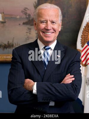 Offizielles Porträt von Vizepräsident Joe Biden. Joseph Robinette Biden Jr. (geboren am 20. November 1942) ist eine US-amerikanische Politikerin, die 46. Jahre alt ist und heute Präsident der Vereinigten Staaten ist. Als Mitglied der Demokratischen Partei war er zuvor von 2009 bis 2017 unter Barack Obama Vizepräsident von 47. und vertrat Delaware von 1973 bis 2009 im Senat der Vereinigten Staaten Stockfoto