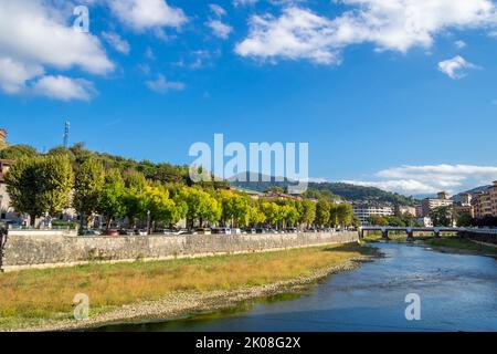 Oria Fluss in Tolosa Stadt, Guipuzcoa, Spanien Stockfoto