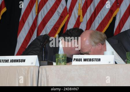 Housing Summit – vom HUD gesponserter Gipfel zum Thema Wohnen, „Partnering for Responsible Policy“, im Mandarin Hotel, Washington, D.C. Thema des Housing Summit: HUD-gesponserter Wohnungsbaugipfel „Partnering for Responsible Policy“ im Mandarin Hotel, Washington, D.C. Stockfoto