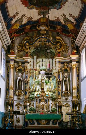 Hauptaltar, Igreja de Nossa Senhora do Carmo, Sabara, Minas Gerais, Brasilien. Stockfoto