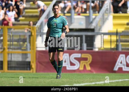 Schiedsrichter Giuseppe Collu während des 2.. Tages der Serie A Meisterschaft zwischen A.S. Roma Frauen und A.C. Mailänder Frauen im stadio Tre Fontane am 10.. September 2022 in Rom, Italien. Stockfoto