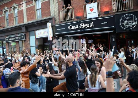 Atmosphäre außerhalb der "im Gespräch mit... Taylor Swift' während des Toronto International Film Festival 2022, das am 9. September 2022 im TIFF Bell Lightbox in Toronto, Kanada, stattfand © JPA / AFF-USA.COM Stockfoto