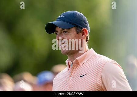 Rory McElroy (eng) 17. T-Shirt während der BMW PGA Championship 2022 im Wentworth Club, Virginia Water, Großbritannien. 10. September 2022. (Foto von Richard Washbrooke/News Images) in Virginia Water, Großbritannien am 9/10/2022. (Foto von Richard Washbrooke/News Images/Sipa USA) Quelle: SIPA USA/Alamy Live News Stockfoto