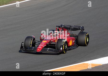 ZANDVOORT, NIEDERLANDE - 2. SEPTEMBER: Charles Leclerc aus Monaco im Ferrari während des freien Trainings des Großen Preises der Niederlande F1 Stockfoto