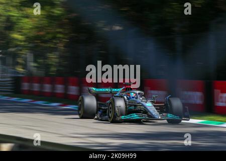 George Russell (GBR) Mercedes W13 E Leistung während der Qualifikation der FORMEL 1 PIRELLI GRAN PREMIO D'ITALIA 2022 Stockfoto