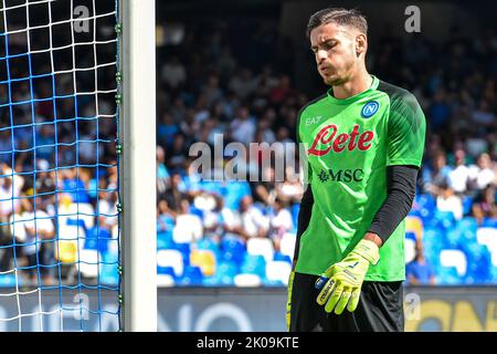 NEAPEL, ITALIEN - 10. SEPTEMBER: Torwart Alex Meret von Neapel vor der italienischen Serie Ein Spiel zwischen Neapel und Spezia im Stadio Diego Armando Maradona am 10. September 2022 in Neapel, Italien (Foto: Ciro Santangelo/Orange Picles) Stockfoto