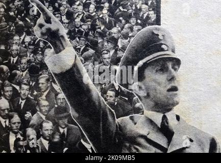 Paul Joseph Goebbels (1897. - 1. Mai 1945) deutscher Nazi-Politiker, der Gauleiter von Berlin, Hauptpropagandisten der Nazi-Partei und dann Reichspropagandaminister von 1933 bis 1945 war. Er war einer der engsten und engagiertesten Gefolgsleute Adolf Hitlers, bekannt für seine Fähigkeiten im öffentlichen Reden und seinen zutiefst virulenten Antisemitismus, was sich in seinen öffentlich geäußerten Ansichten zeigte. Er sprach sich für eine zunehmend härtere Diskriminierung aus, einschließlich der Vernichtung der Juden im Holocaust. Stockfoto